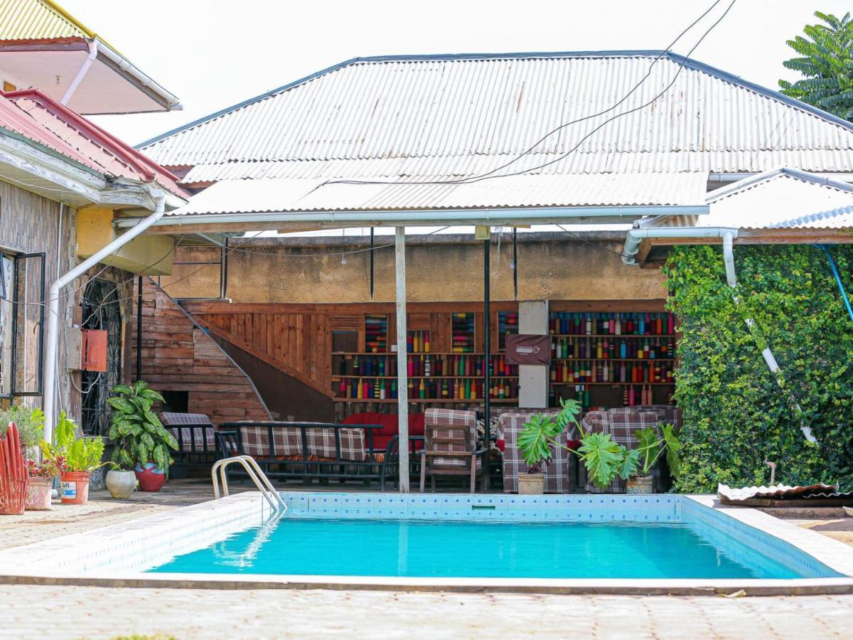 Arusha Safari Hostel Exterior photo